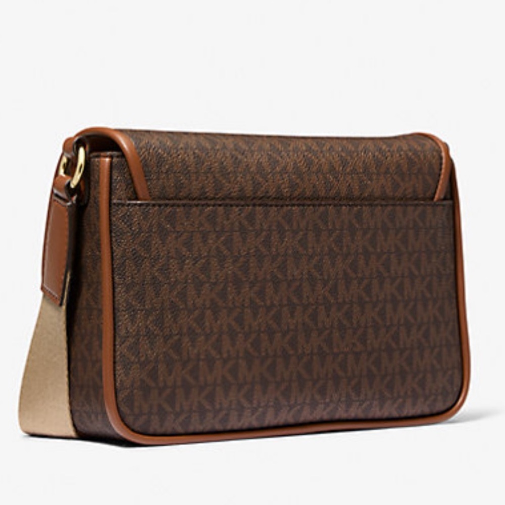 Michael Kors Bradshaw Medium Signature Logo Messenger Bag
Brown
NWT - Picture 3 of 16